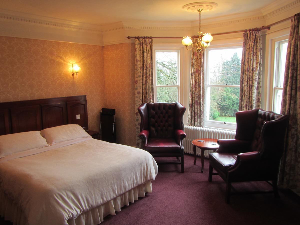 Ellerslie House Hotel 패어럼 외부 사진