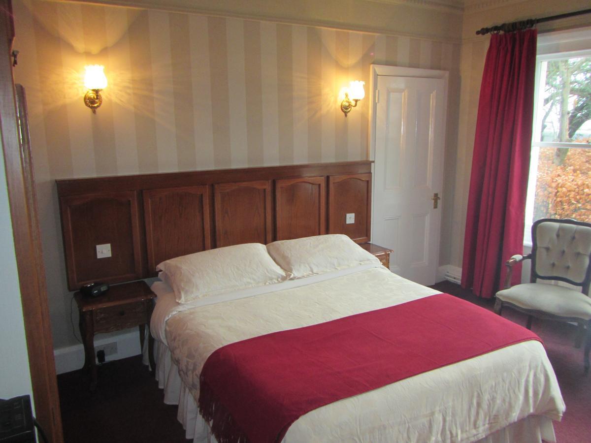 Ellerslie House Hotel 패어럼 외부 사진