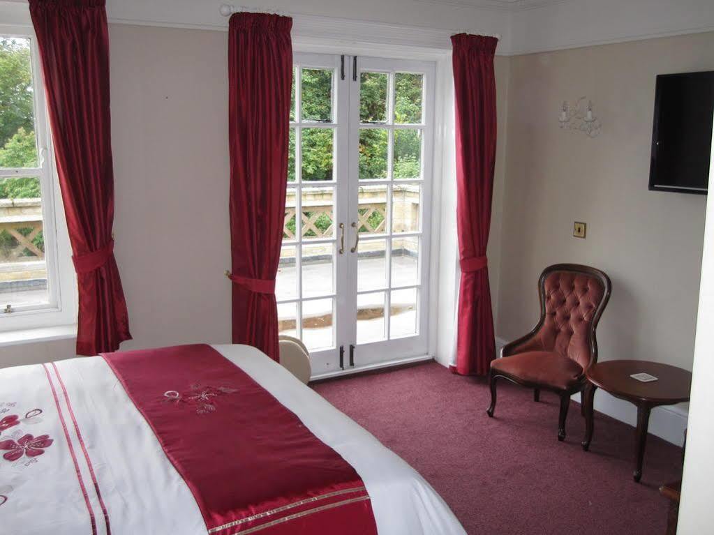 Ellerslie House Hotel 패어럼 외부 사진