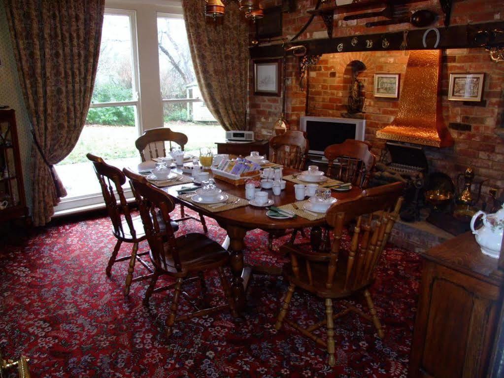 Ellerslie House Hotel 패어럼 외부 사진